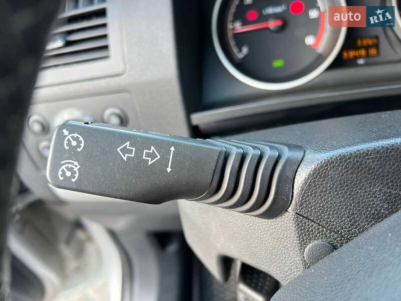 Минивэн Opel Zafira 2012 в Львове фото 27 Минивэн Opel Zafira 2012 в Львове