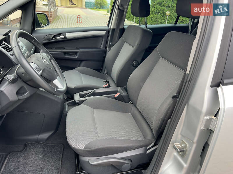 Минивэн Opel Zafira 2012 в Дунаевцах фото 34 Минивэн Opel Zafira 2012 в Дунаевцах