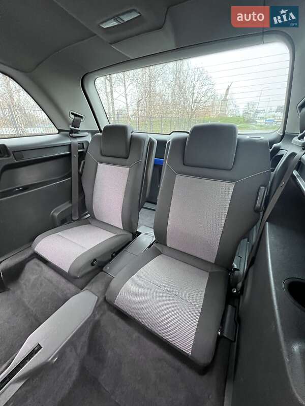 Минивэн Opel Zafira 2011 в Белогородке