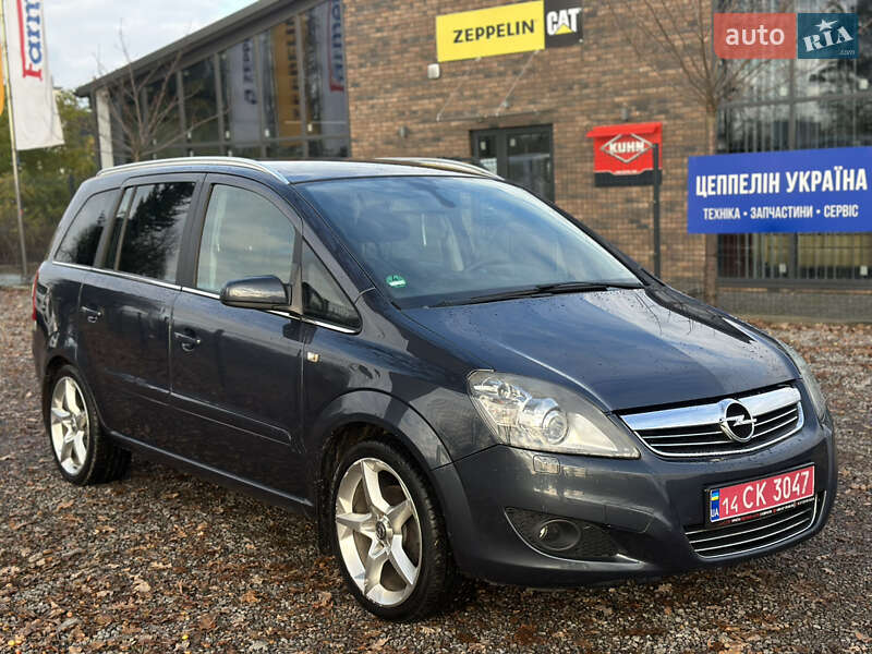 Минивэн Opel Zafira 2008 в Виннице