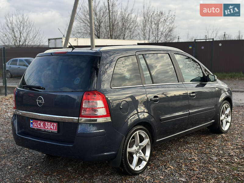 Минивэн Opel Zafira 2008 в Виннице