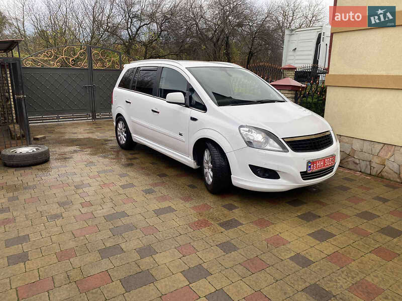 Мінівен Opel Zafira 2012 в Ковелі
