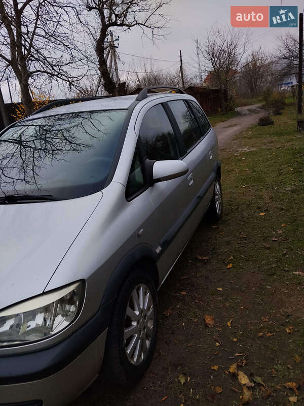 Минивэн Opel Zafira 2004 в Луцке фото 3 Минивэн Opel Zafira 2004 в Луцке