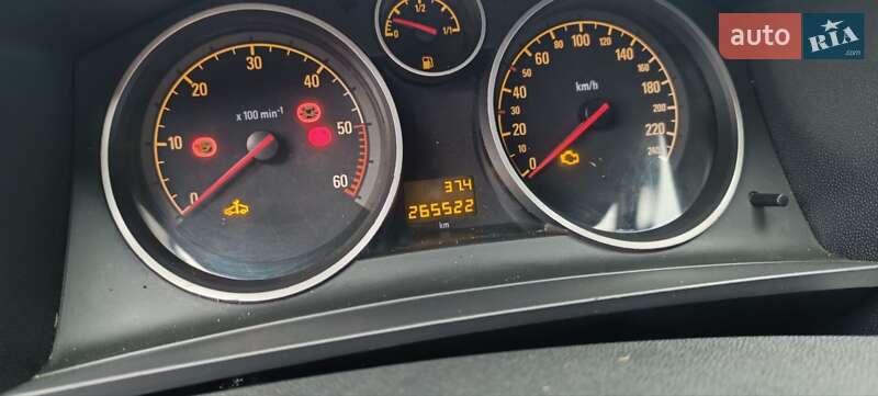 Минивэн Opel Zafira 2013 в Снятине