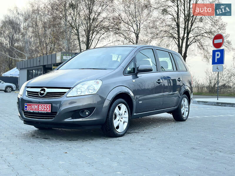 Минивэн Opel Zafira 2009 в Владимире
