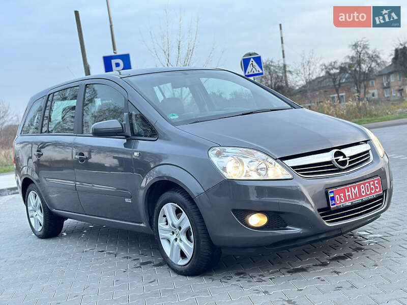 Минивэн Opel Zafira 2009 в Владимире