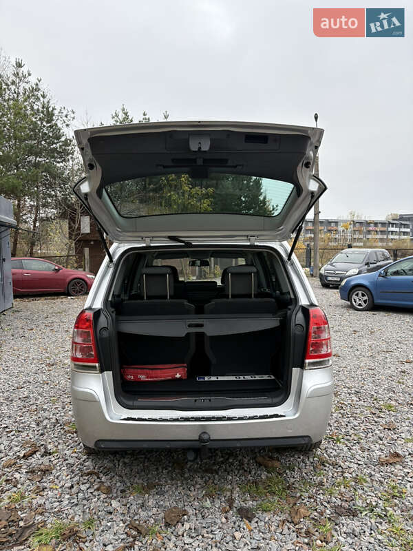 Мінівен Opel Zafira 2010 в Білій Церкві