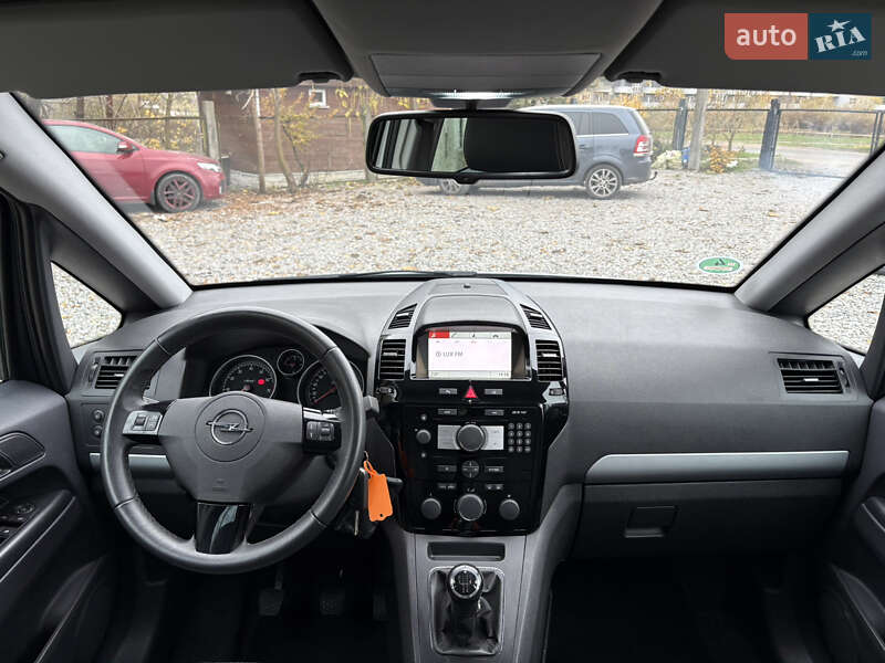 Мінівен Opel Zafira 2010 в Білій Церкві