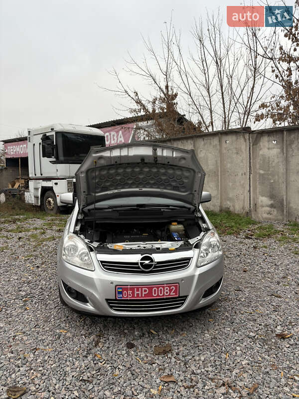 Мінівен Opel Zafira 2010 в Білій Церкві