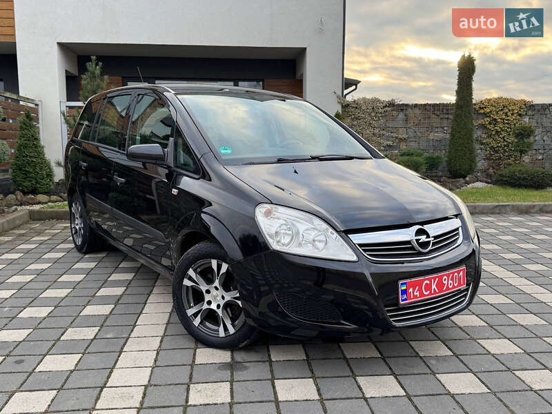Мінівен Opel Zafira 2009 в Стрию