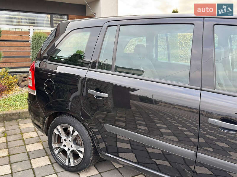 Мінівен Opel Zafira 2009 в Стрию