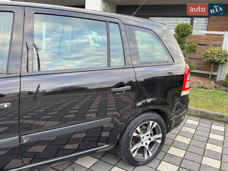 Мінівен Opel Zafira 2009 в Стрию