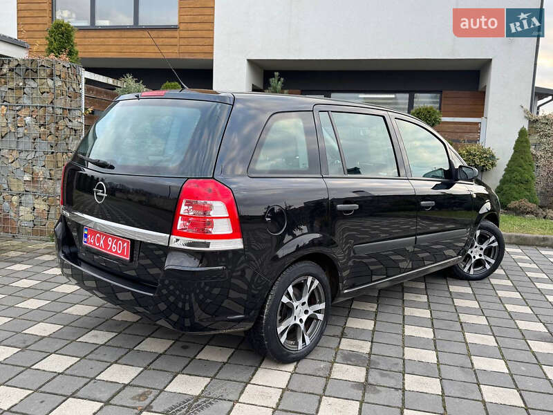 Мінівен Opel Zafira 2009 в Стрию