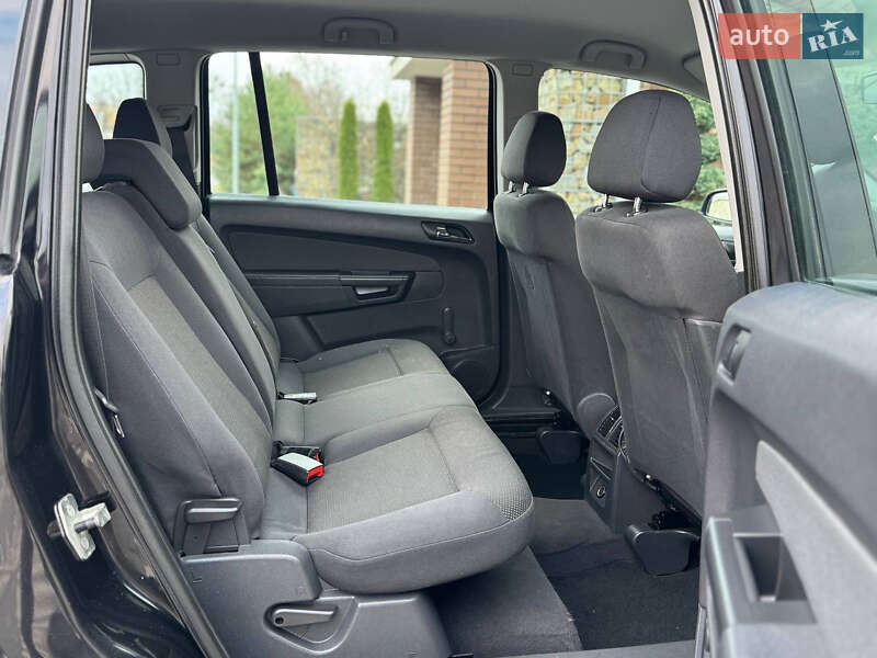 Мінівен Opel Zafira 2009 в Стрию