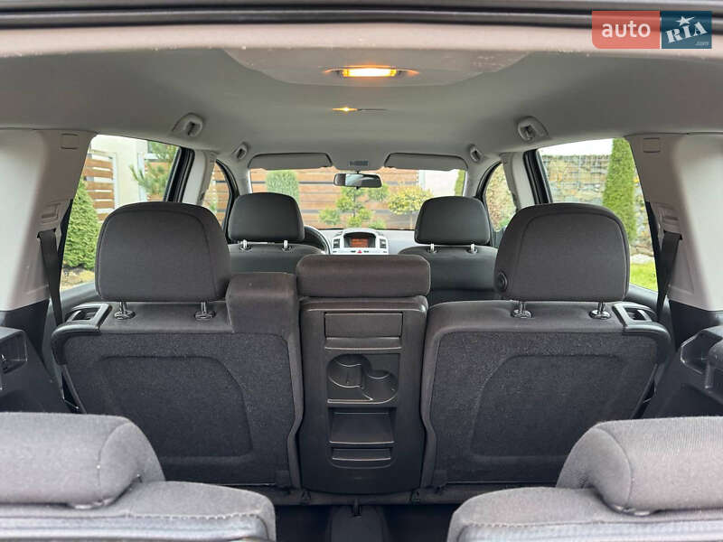 Мінівен Opel Zafira 2009 в Стрию