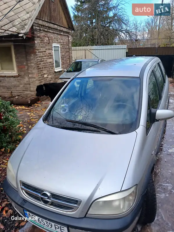 Opel Zafira 2004