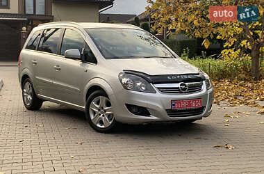 Мінівен Opel Zafira 2011 в Києві