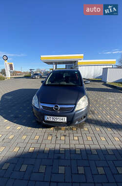 Мінівен Opel Zafira 2008 в Коломиї