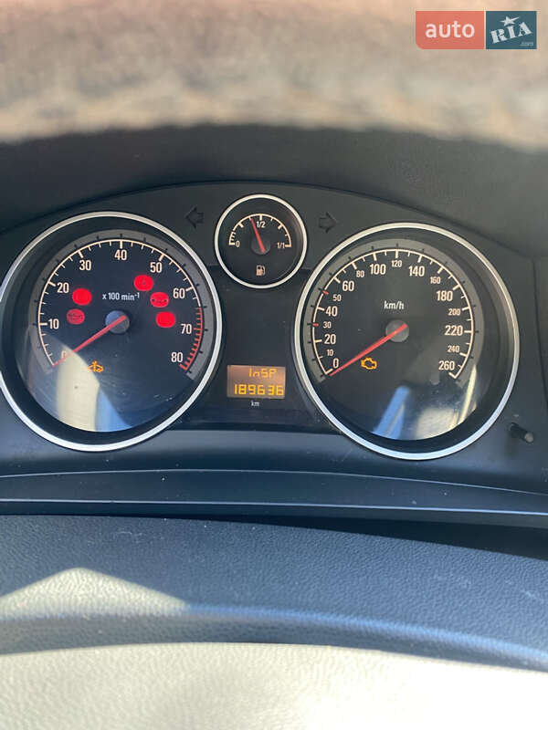 Минивэн Opel Zafira 2011 в Трускавце фото 5 Минивэн Opel Zafira 2011 в Трускавце