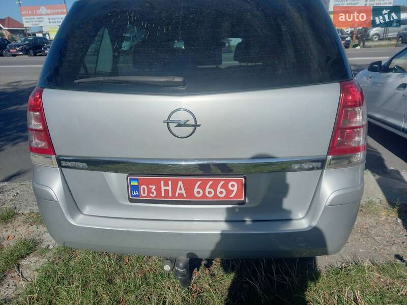 Минивэн Opel Zafira 2010 в Сарнах фото 2 Минивэн Opel Zafira 2010 в Сарнах
