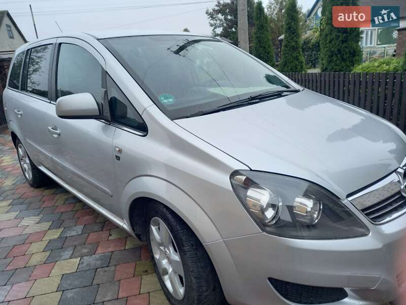 Минивэн Opel Zafira 2010 в Сарнах фото 15 Минивэн Opel Zafira 2010 в Сарнах