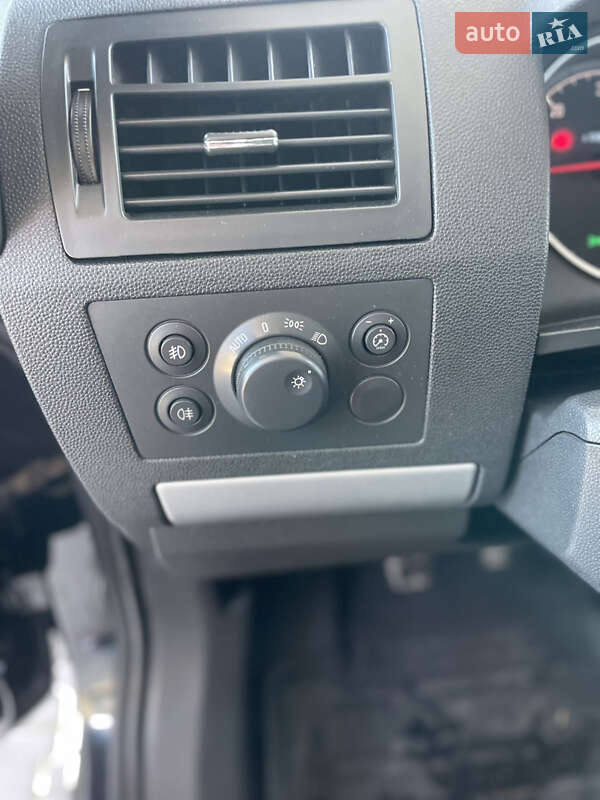 Минивэн Opel Zafira 2014 в Виннице фото 24 Минивэн Opel Zafira 2014 в Виннице