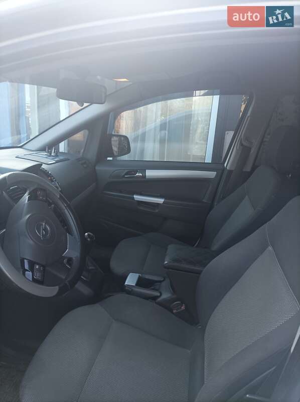Минивэн Opel Zafira 2010 в Гайсине фото 13 Минивэн Opel Zafira 2010 в Гайсине