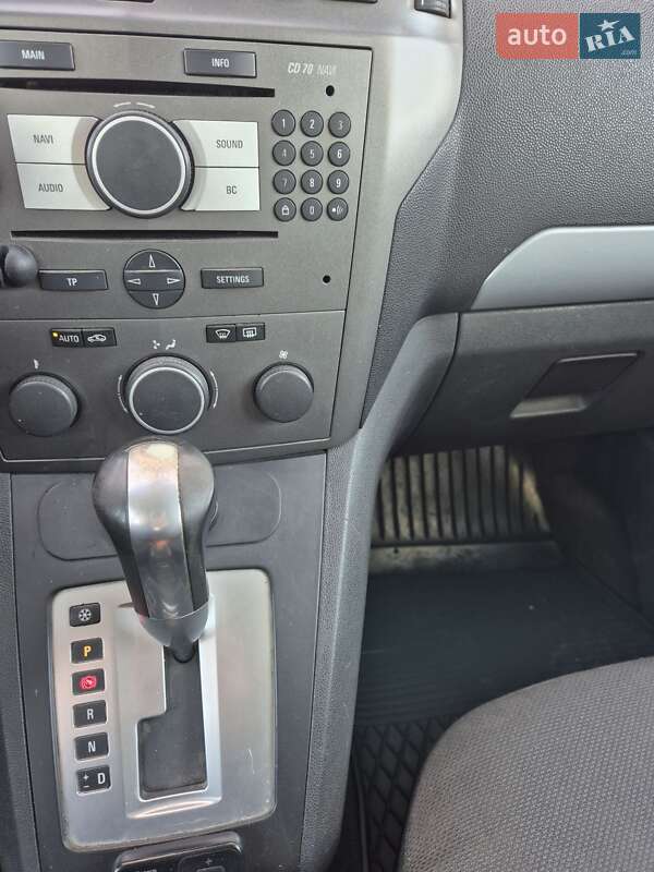 Минивэн Opel Zafira 2005 в Николаеве фото 8 Минивэн Opel Zafira 2005 в Николаеве