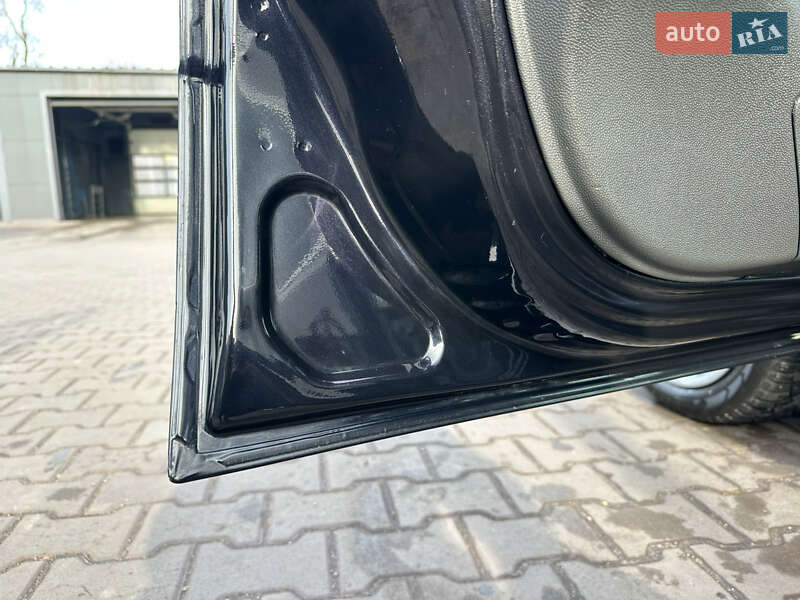 Минивэн Opel Zafira 2011 в Каменском фото 44 Минивэн Opel Zafira 2011 в Каменском