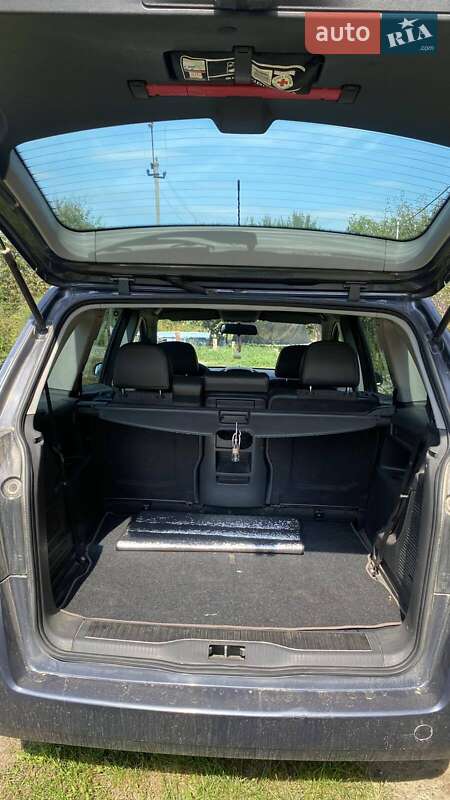 Минивэн Opel Zafira 2007 в Виноградове