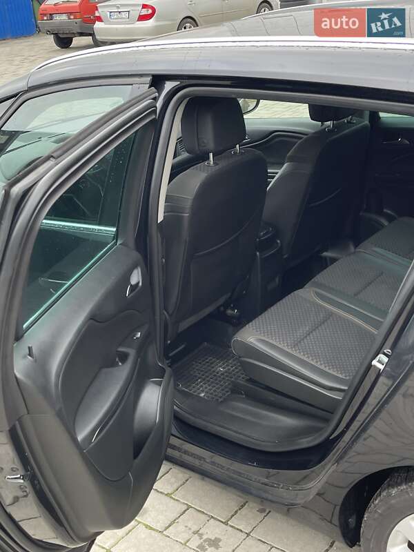 Микровэн Opel Zafira 2015 в Запорожье фото 10 Микровэн Opel Zafira 2015 в Запорожье