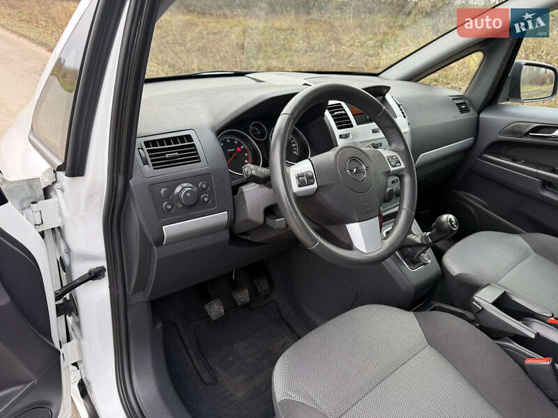 Микровэн Opel Zafira 2012 в Хмельницком фото 17 Микровэн Opel Zafira 2012 в Хмельницком