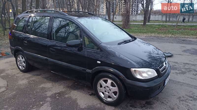 Минивэн Opel Zafira 2003 в Черкассах