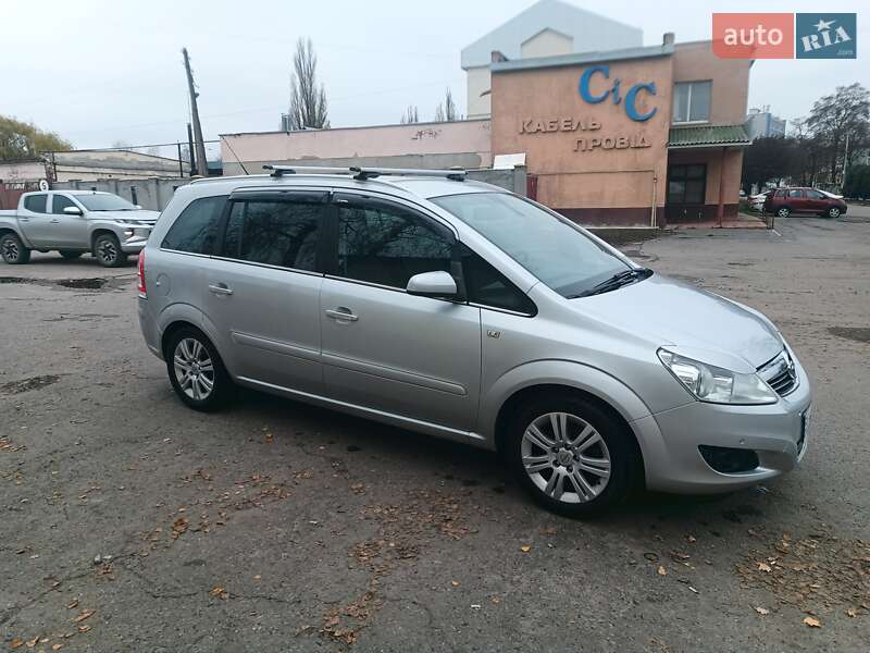 Мінівен Opel Zafira 2009 в Полтаві фото 7 Мінівен Opel Zafira 2009 в Полтаві