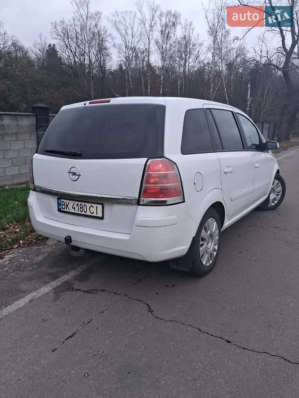 Мінівен Opel Zafira 2007 в Сарнах