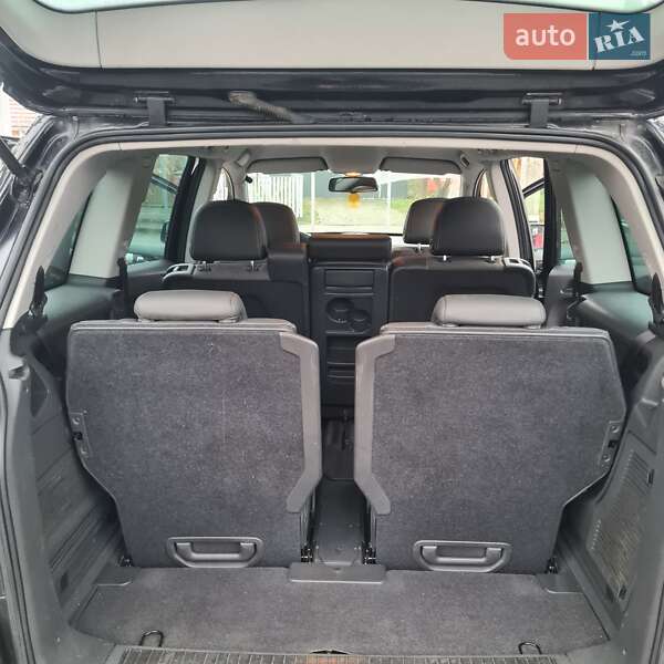 Минивэн Opel Zafira 2010 в Луцке