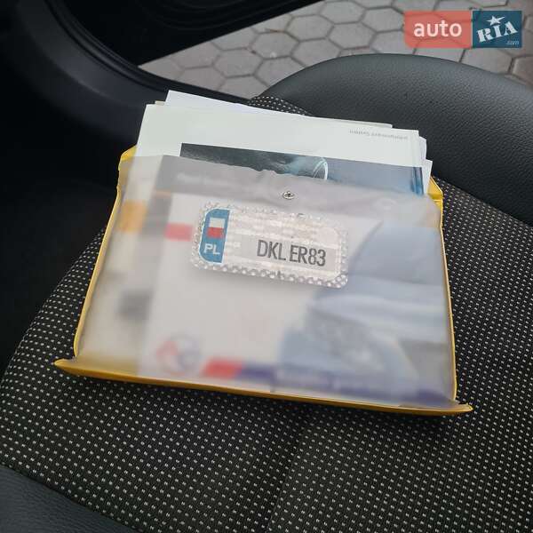 Минивэн Opel Zafira 2010 в Луцке