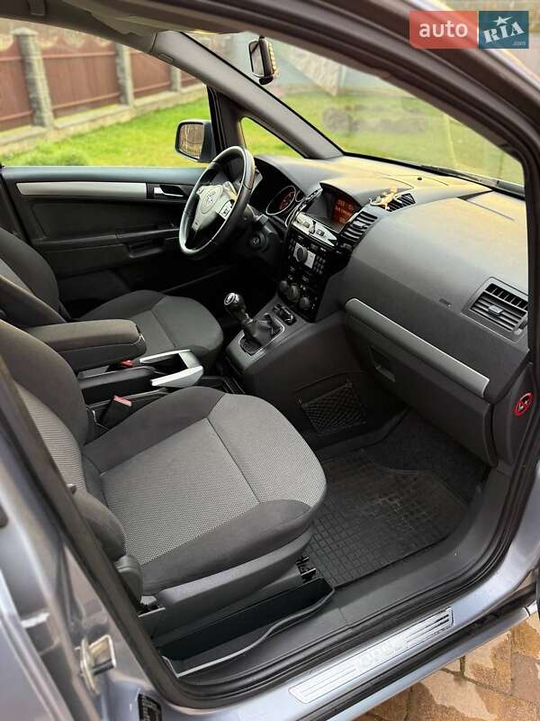 Минивэн Opel Zafira 2010 в Самборе фото 14 Минивэн Opel Zafira 2010 в Самборе