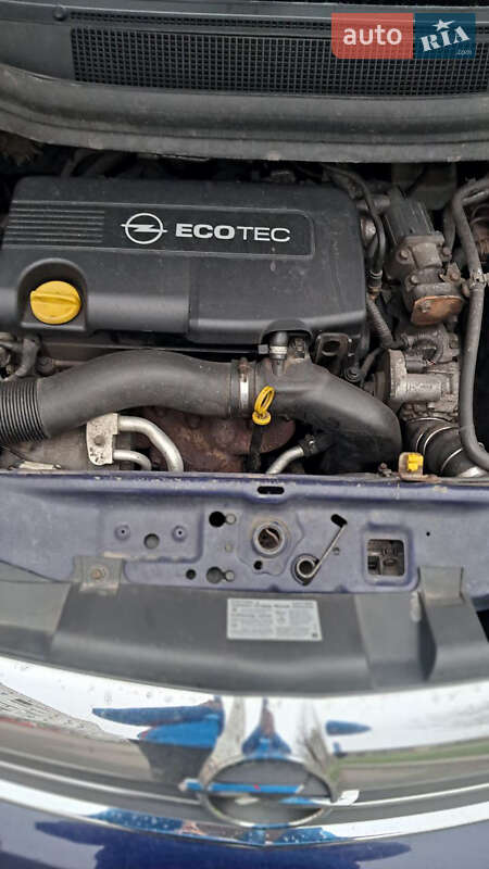 Минивэн Opel Zafira 2011 в Киеве фото 11 Минивэн Opel Zafira 2011 в Киеве