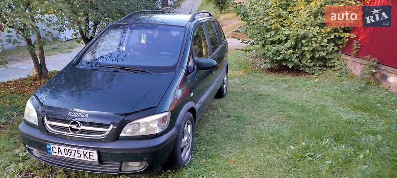Минивэн Opel Zafira 2004 в Мироновке