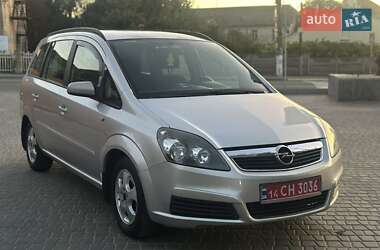 Минивэн Opel Zafira 2006 в Крыжополе
