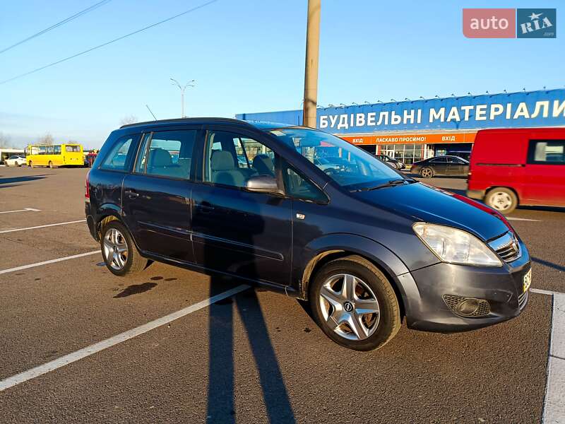 Минивэн Opel Zafira 2008 в Луцке