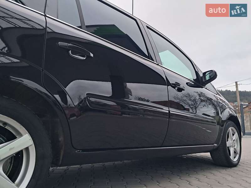 Минивэн Opel Zafira 2006 в Могилев-Подольске фото 40 Минивэн Opel Zafira 2006 в Могилев-Подольске