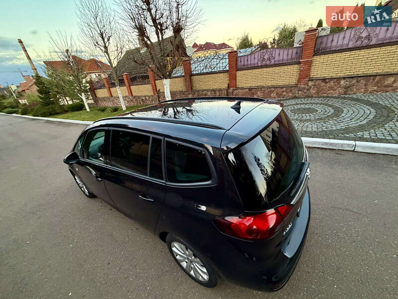 Микровэн Opel Zafira 2015 в Ровно