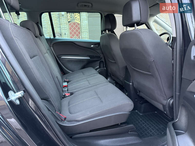 Микровэн Opel Zafira 2015 в Ровно