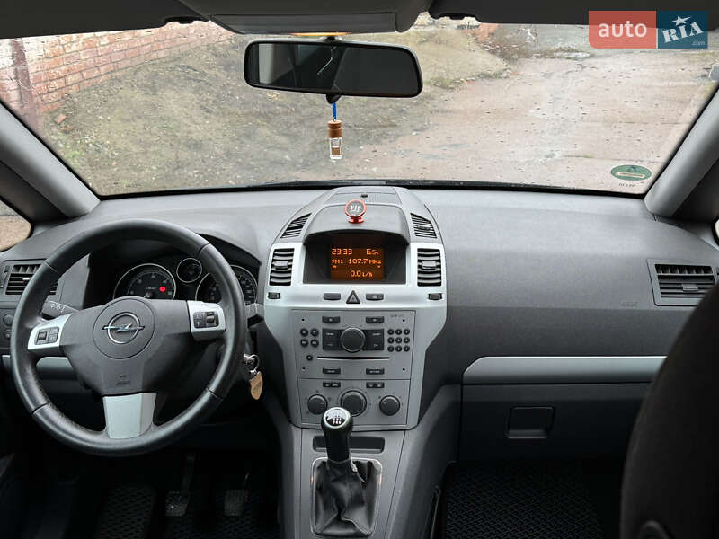 Минивэн Opel Zafira 2009 в Чернигове фото 15 Минивэн Opel Zafira 2009 в Чернигове