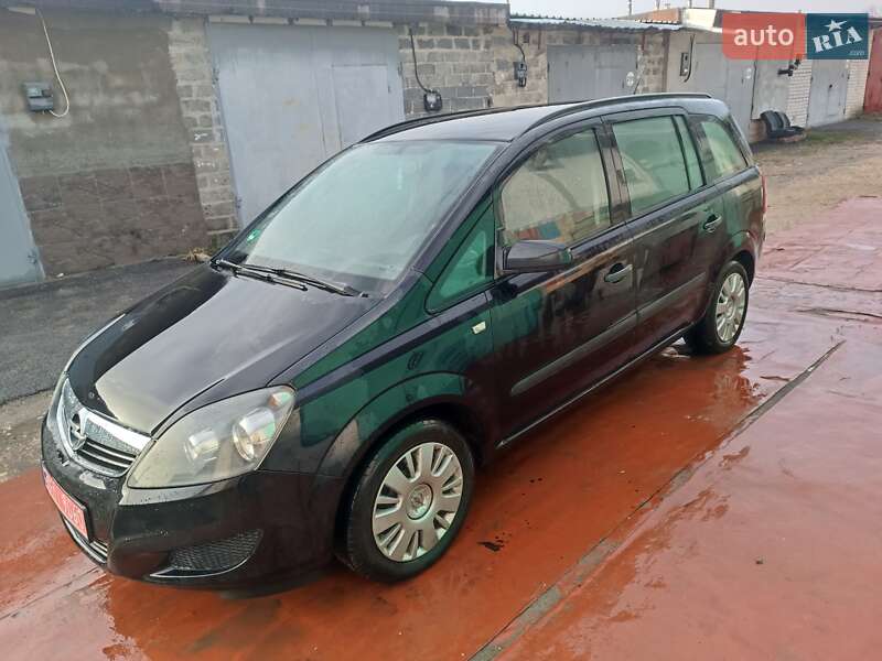 Opel Zafira 2010