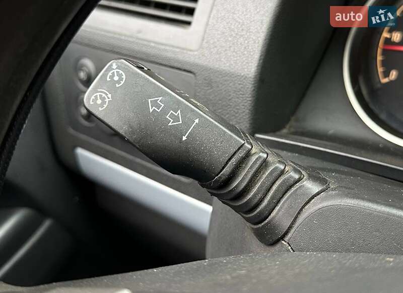 Минивэн Opel Zafira 2006 в Киеве