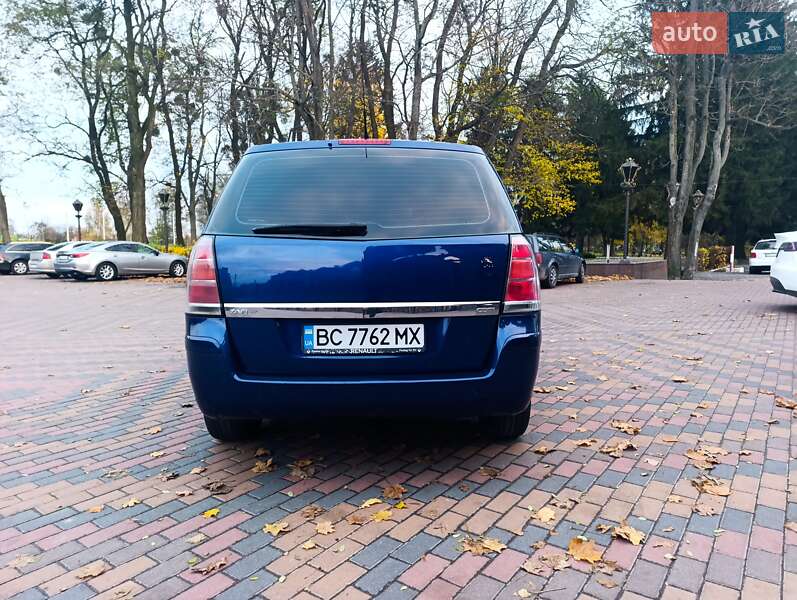 Минивэн Opel Zafira 2006 в Звягеле