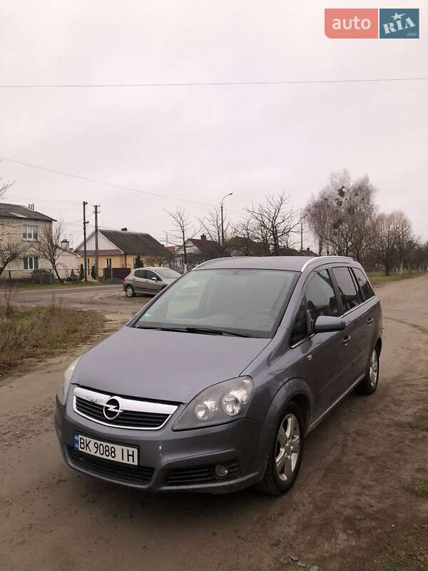 Opel Zafira 2007